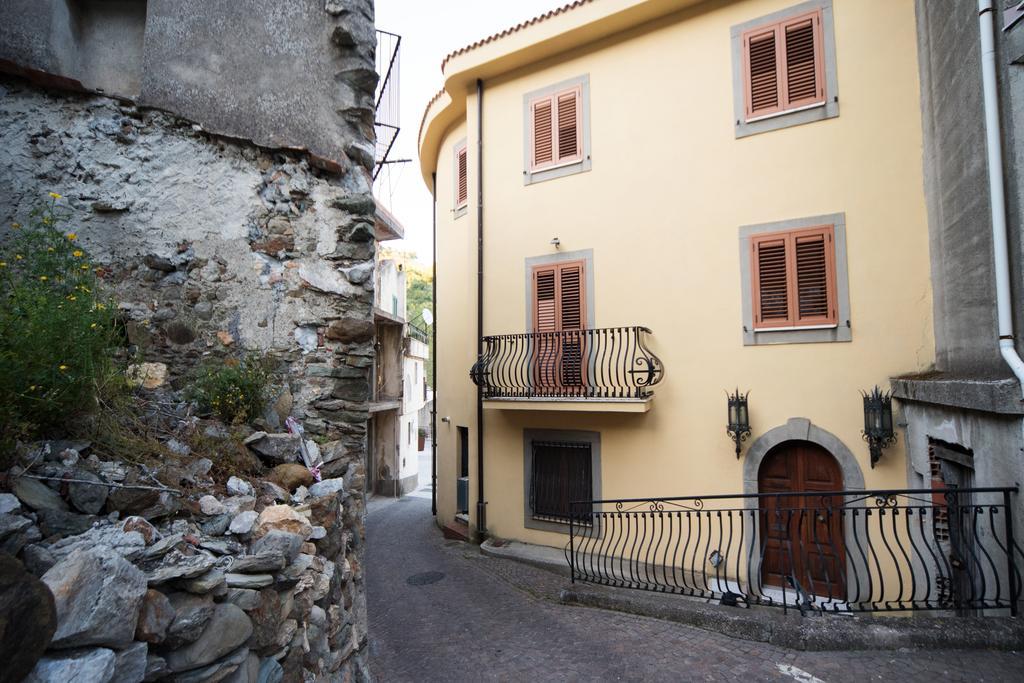 The Clock Houses Borgo Gallodoro Letojanni Kültér fotó